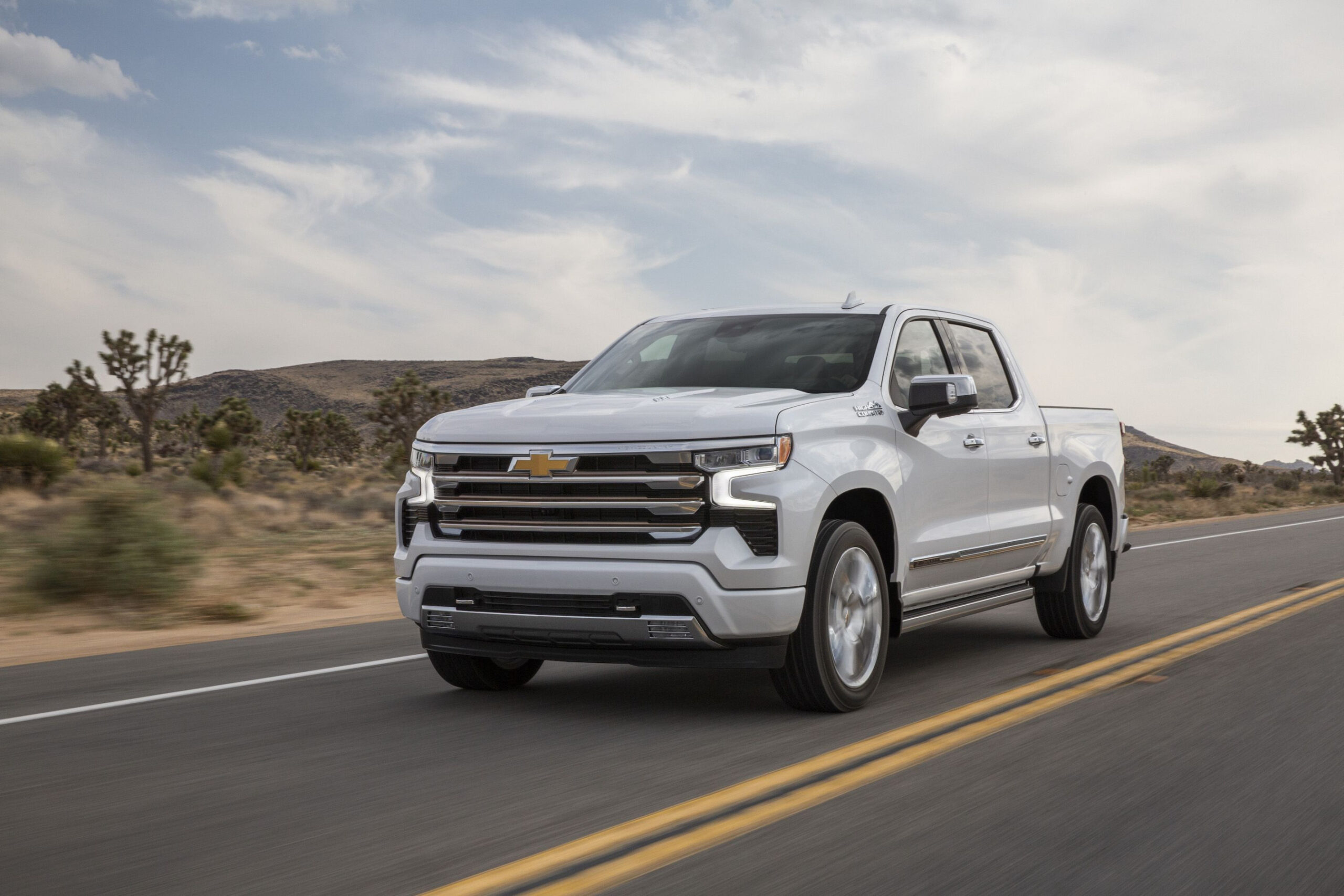 Chevrolet Silverado  Review, Pricing, and Specs