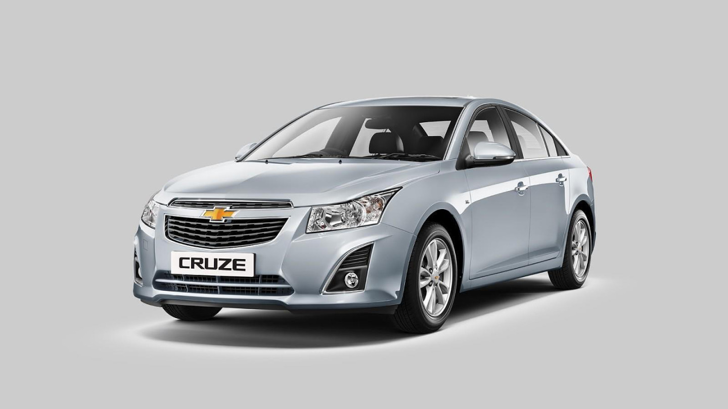 Discontinued Chevrolet Cruze [-] Price, Images, Colours