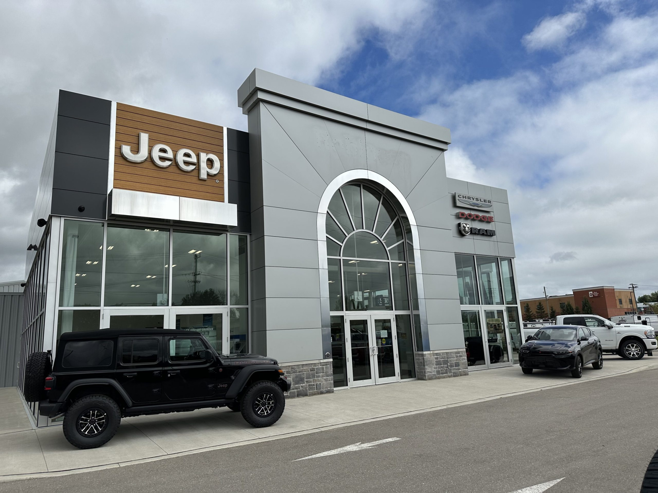 Dodge Car Dealership in Fergus, Ontario  Fergus Chrysler Dodge